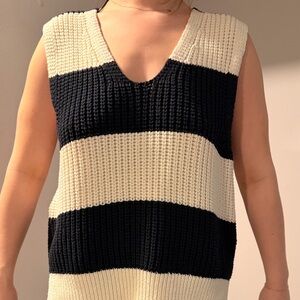 Zara Black and Cream Striped Knit Sleeveless Sweater Vest
